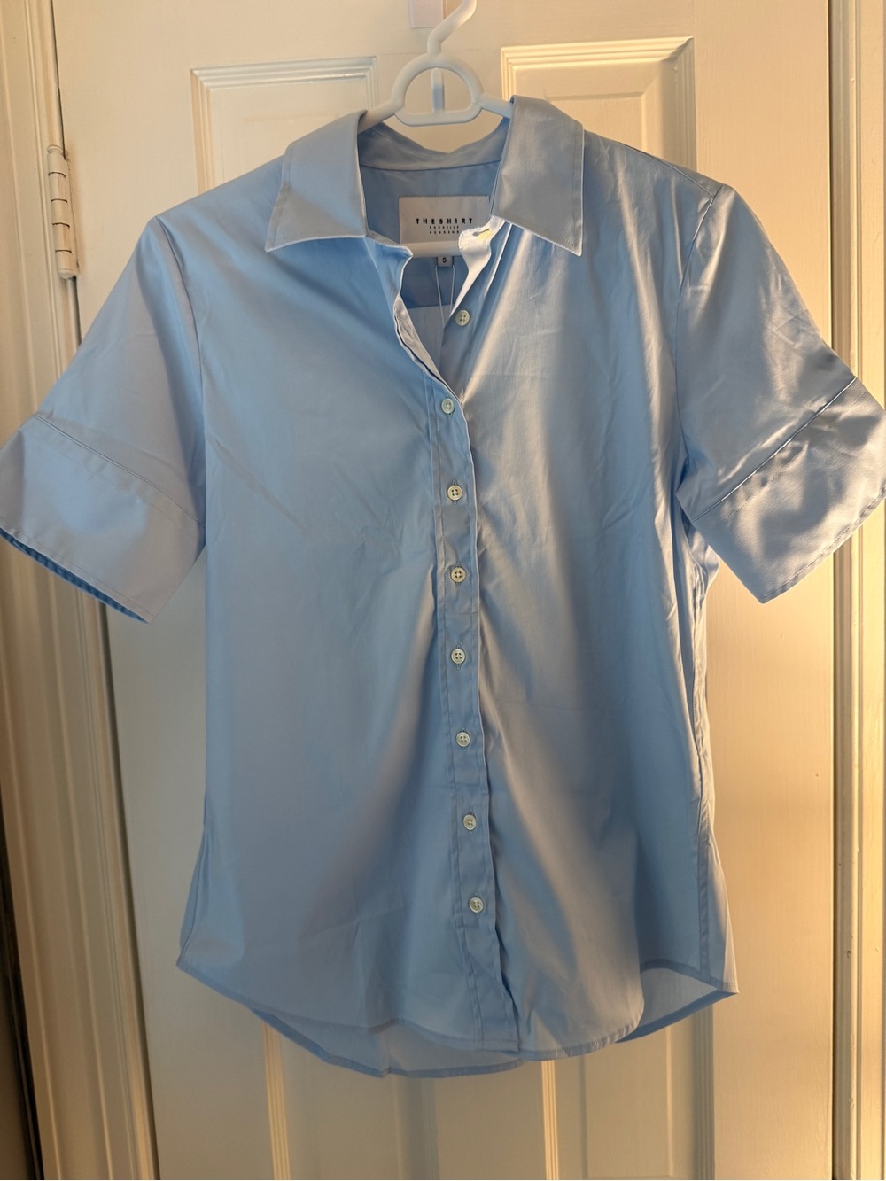NWT The Shirt by Rochelle Behrens Light Blue Short-Sleeve Button-Down Shirt